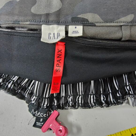 Women's Small Pants Bundle‎ of 3 - Picture 7 of 7